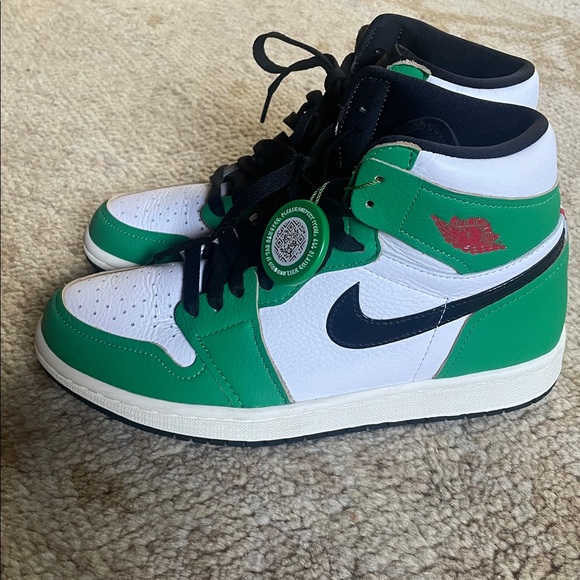 Air Jordan 1 Retro High OG Lucky Green (W) - Picture 1 of 9